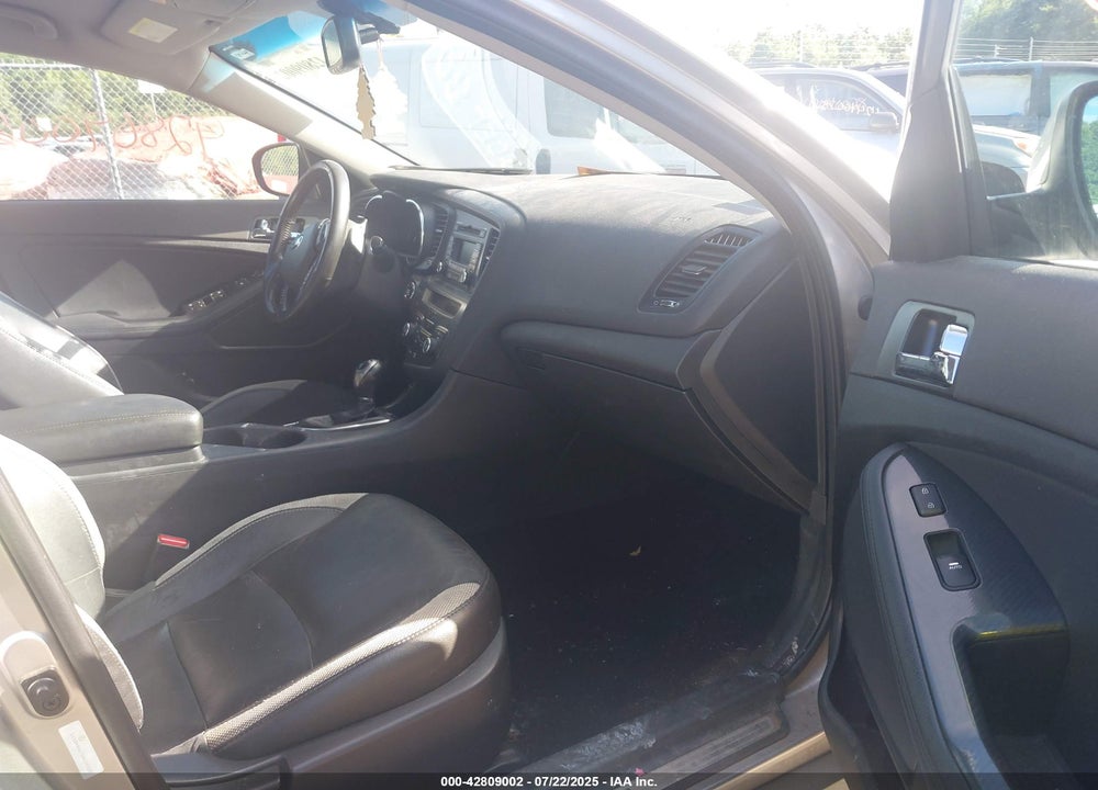 2013 KIA OPTIMA VIN: 5XXGR4A67DG134538