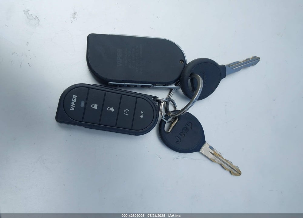 2004 JEEP LIBERTY SPORT VIN: 1J4GL48K34W293215