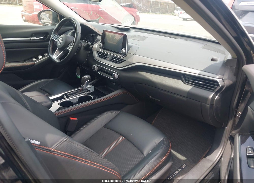 2024 NISSAN ALTIMA SR FWD VIN: 1N4BL4CV8RN376210