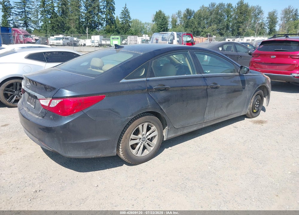 2011 HYUNDAI SONATA VIN: 5NPEB4AC3BH007000