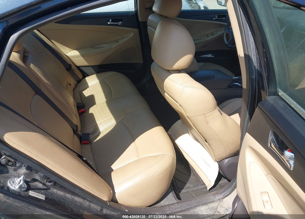 2011 HYUNDAI SONATA VIN: 5NPEB4AC3BH007000