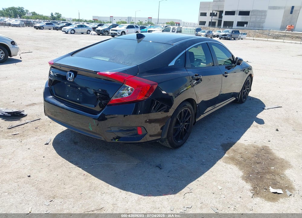 2018 HONDA CIVIC VIN: JHMFC1F32JX000405