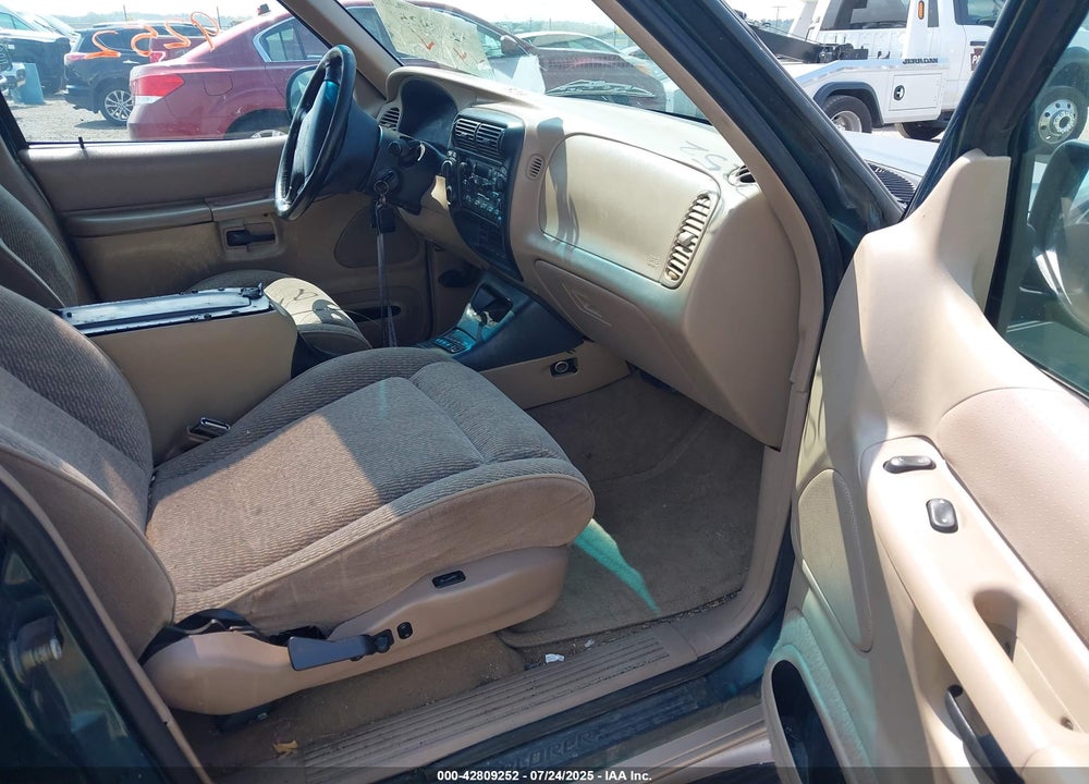 1997 FORD EXPLORER VIN: 1FMDU35P3VZB23593