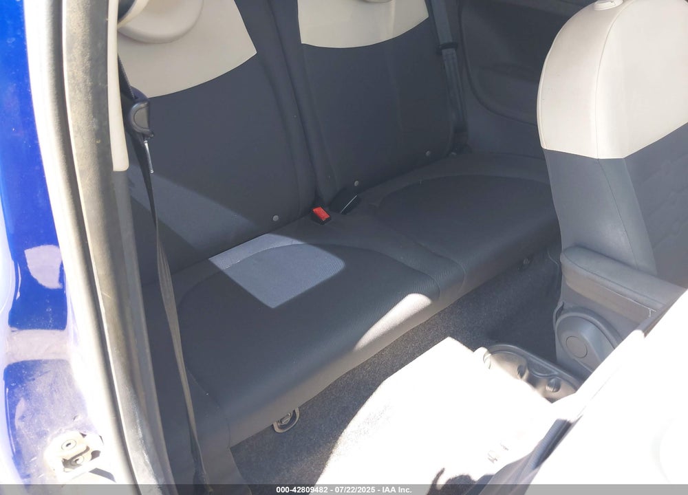 2012 FIAT 500 VIN: 3C3CFFAR5CT131030