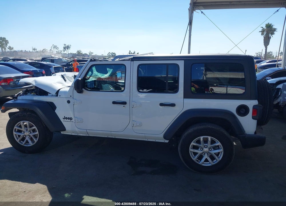 2023 JEEP WRANGLER / VIN: 1C4HJXDN3PW671989