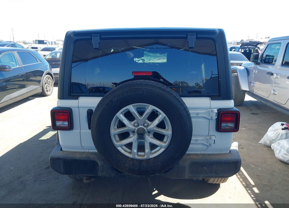 2023 JEEP WRANGLER / VIN: 1C4HJXDN3PW671989