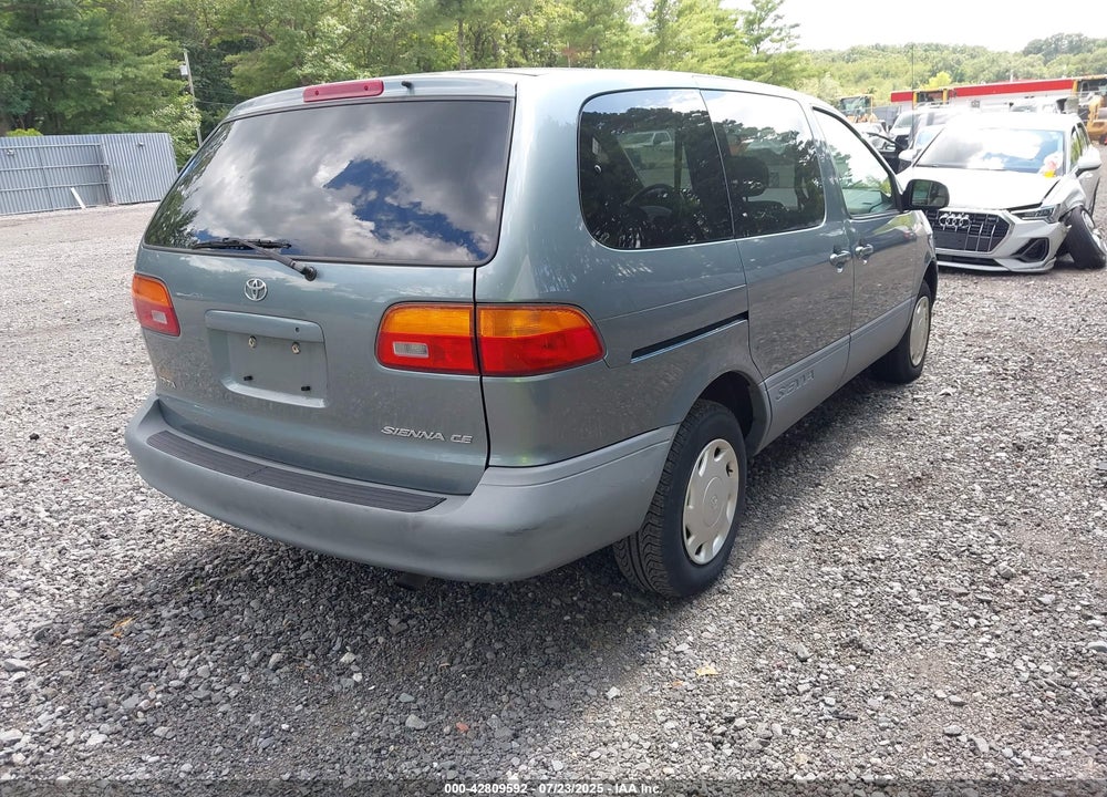1998 TOYOTA SIENNA VIN: 4T3GF19C6WU081736