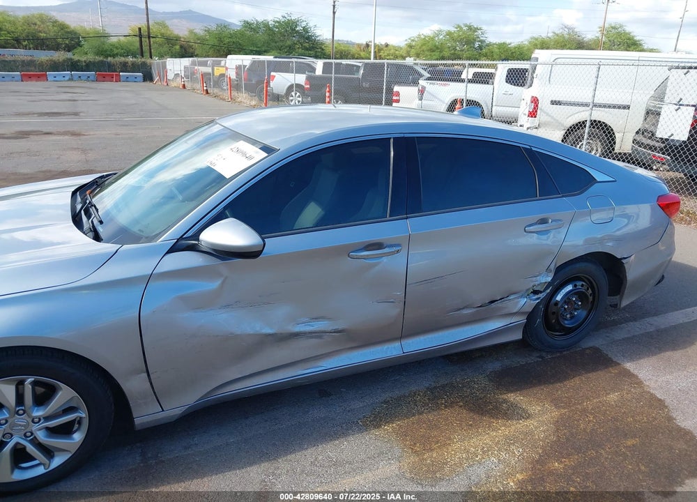 2018 HONDA ACCORD VIN: 1HGCV1F18JA256940