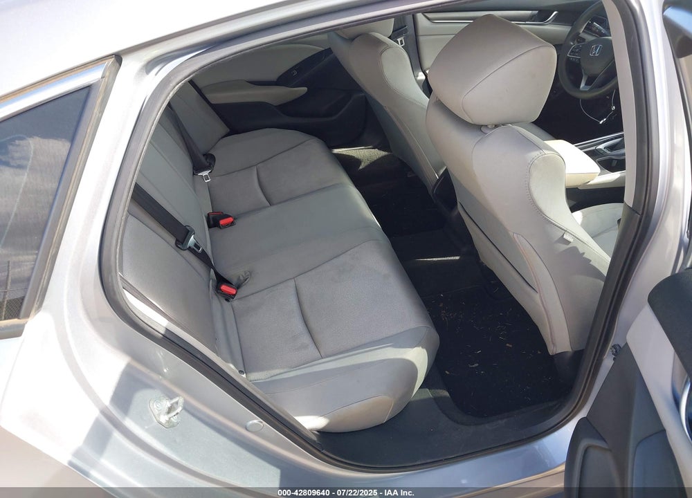 2018 HONDA ACCORD VIN: 1HGCV1F18JA256940
