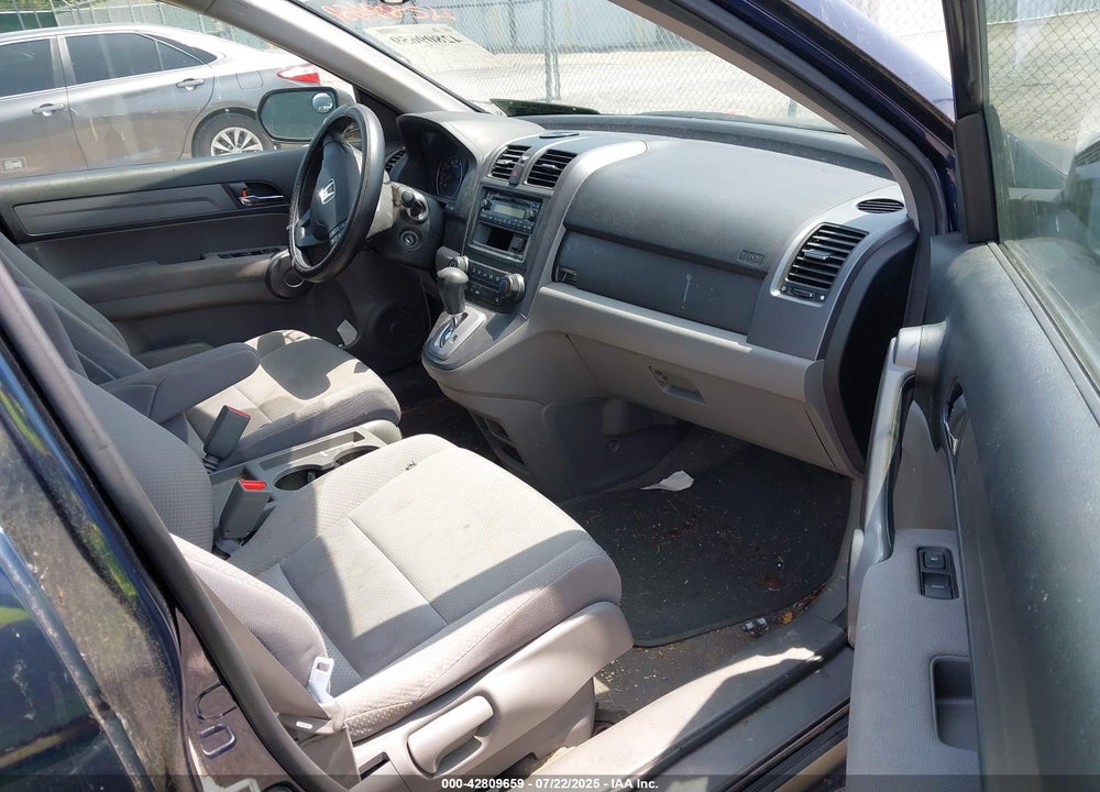 2009 HONDA CR-V LX VIN: JHLRE48389C012975