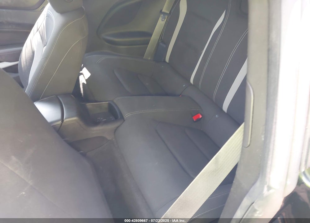 2021 CHEVROLET CAMARO VIN: 1G1FB1RX6M0102377