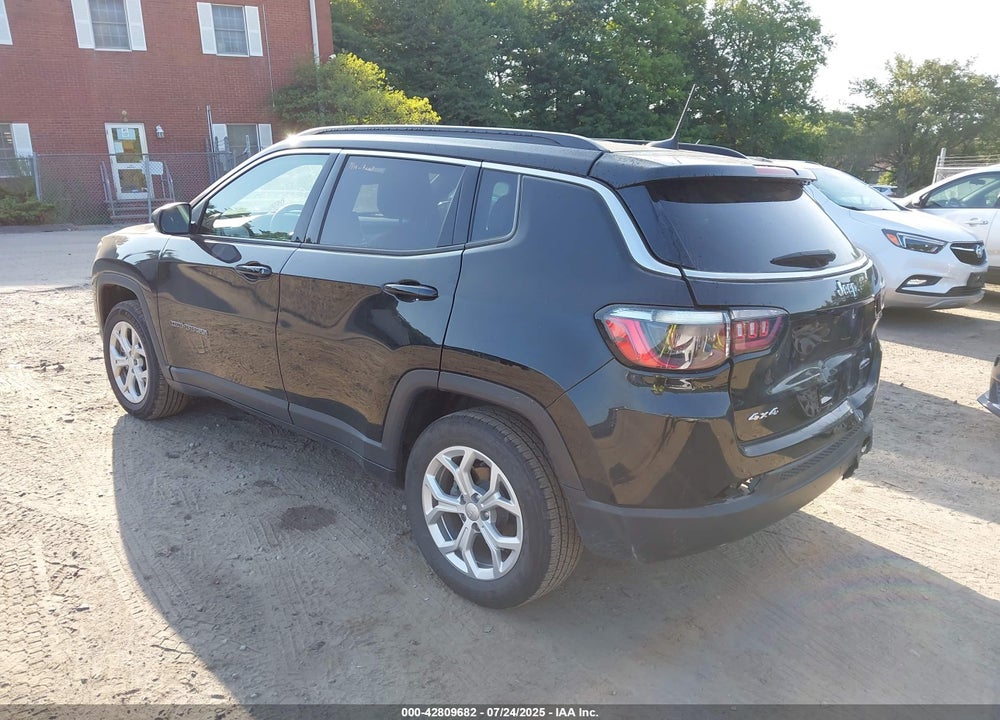 2024 JEEP COMPASS VIN: 3C4NJDBN9RT117417