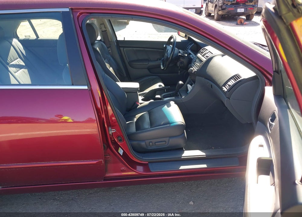 2004 HONDA ACCORD 3.0 EX VIN: 1HGCM66554A094529