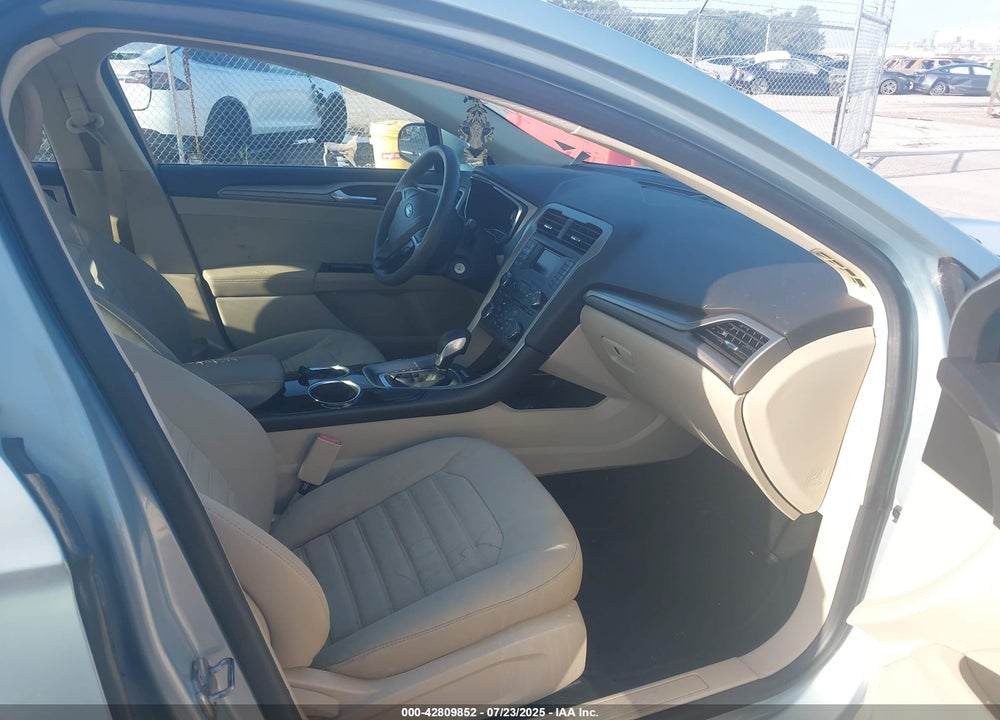 2013 FORD FUSION HYBRID VIN: 3FA6P0LU6DR111815