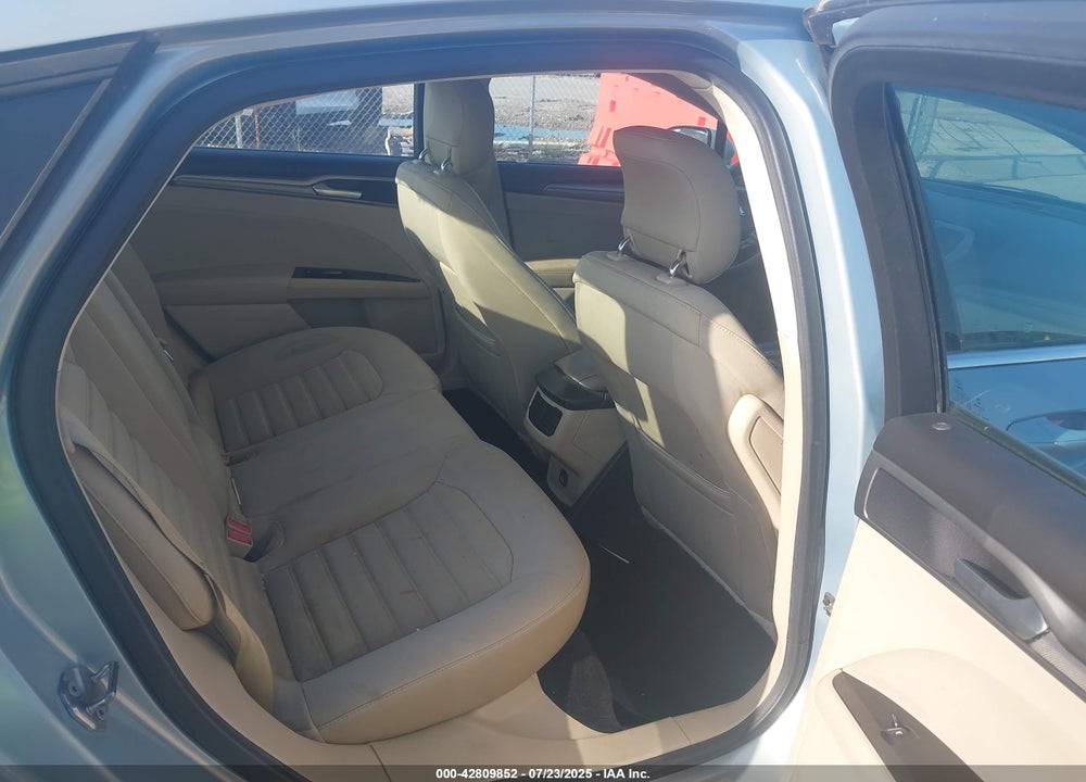 2013 FORD FUSION HYBRID VIN: 3FA6P0LU6DR111815
