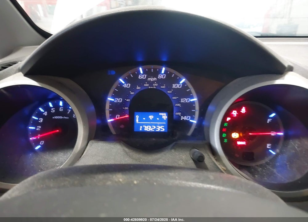 2009 HONDA FIT VIN: JHMGE88409S010324