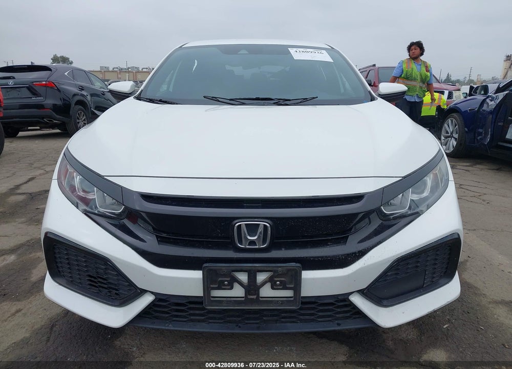 2019 HONDA CIVIC LX VIN: SHHFK7H3XKU422145