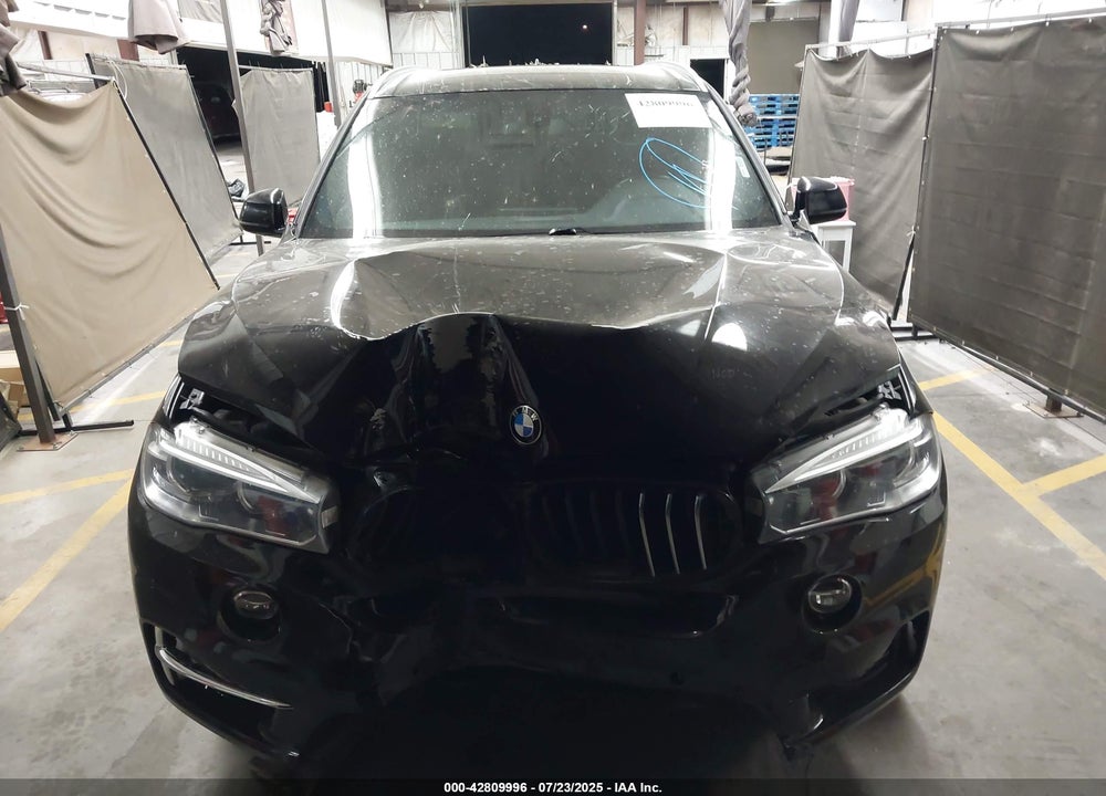 2018 BMW X5 VIN: 5UXKR2C55J0Z15623