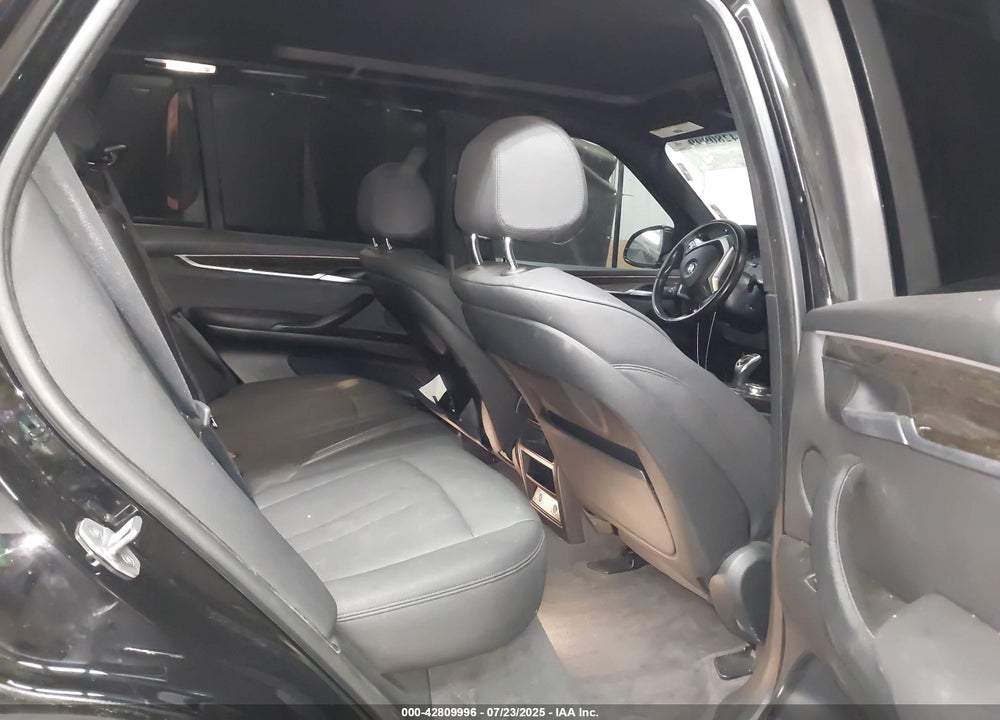 2018 BMW X5 VIN: 5UXKR2C55J0Z15623