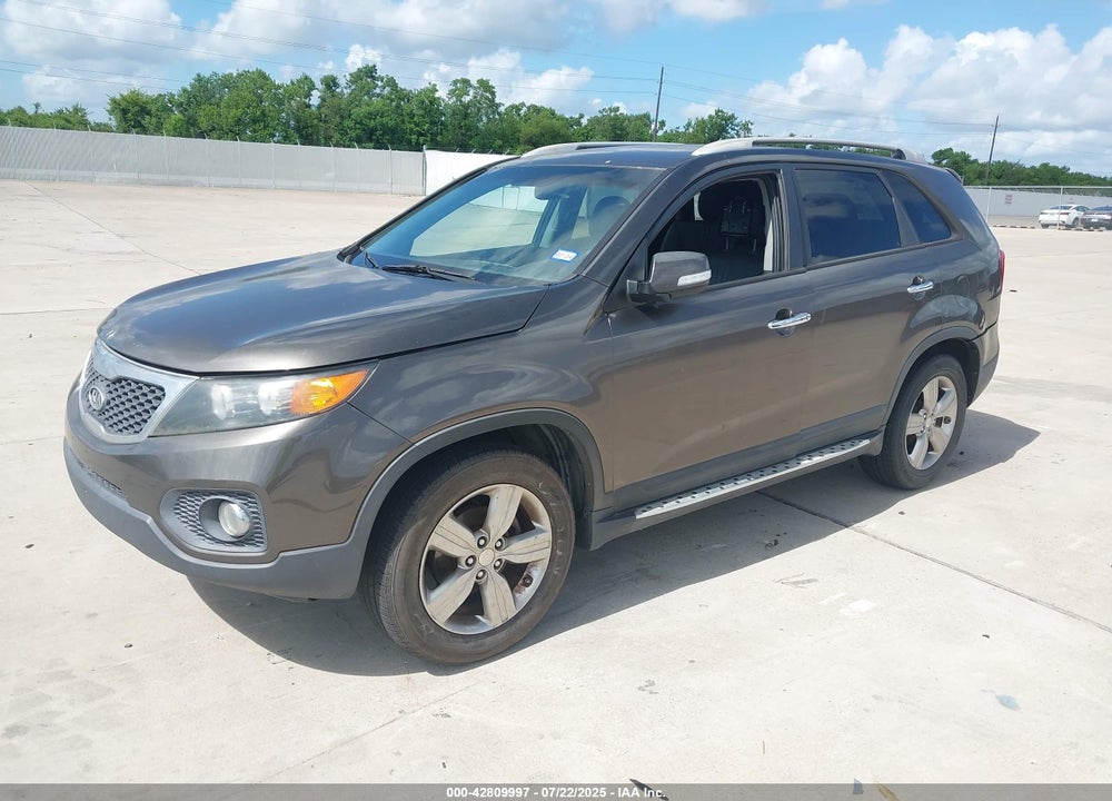 2013 KIA SORENTO VIN: 5XYKU4A62DG330407