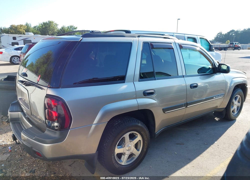 2002 CHEVROLET TRAILBLAZER VIN: 1GNDT13S822392414
