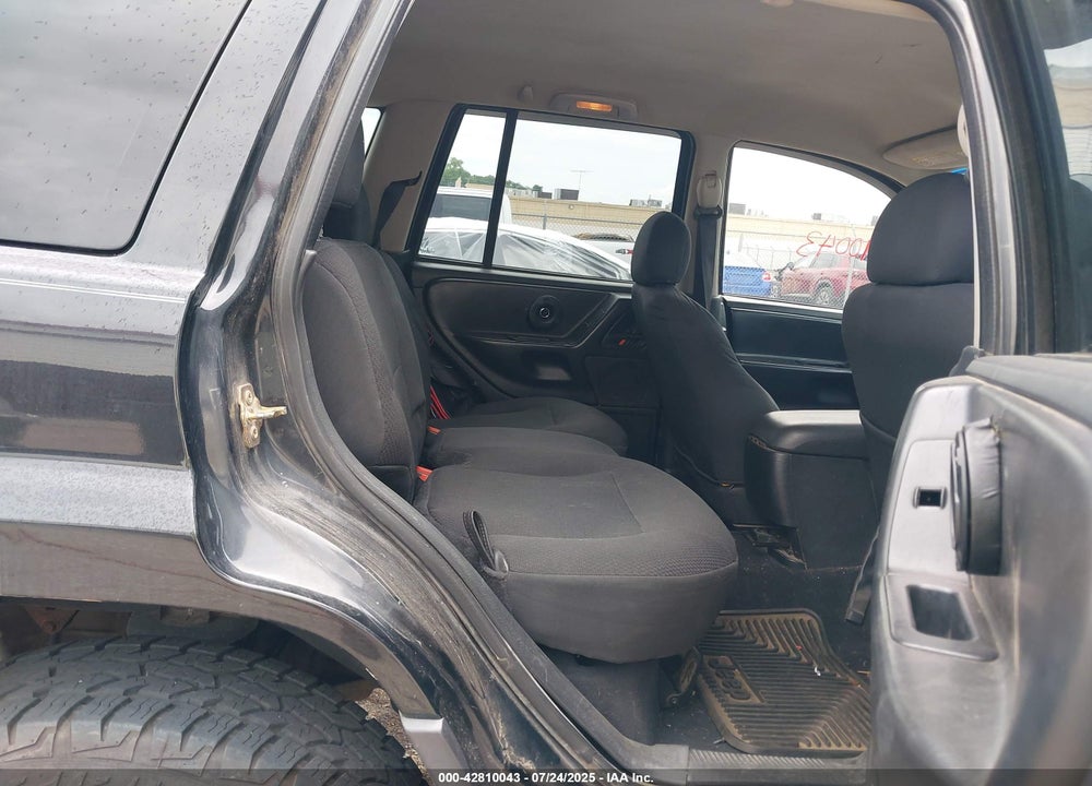 2004 JEEP GRAND CHEROKEE LAREDO VIN: 1J4GW48S04C156211