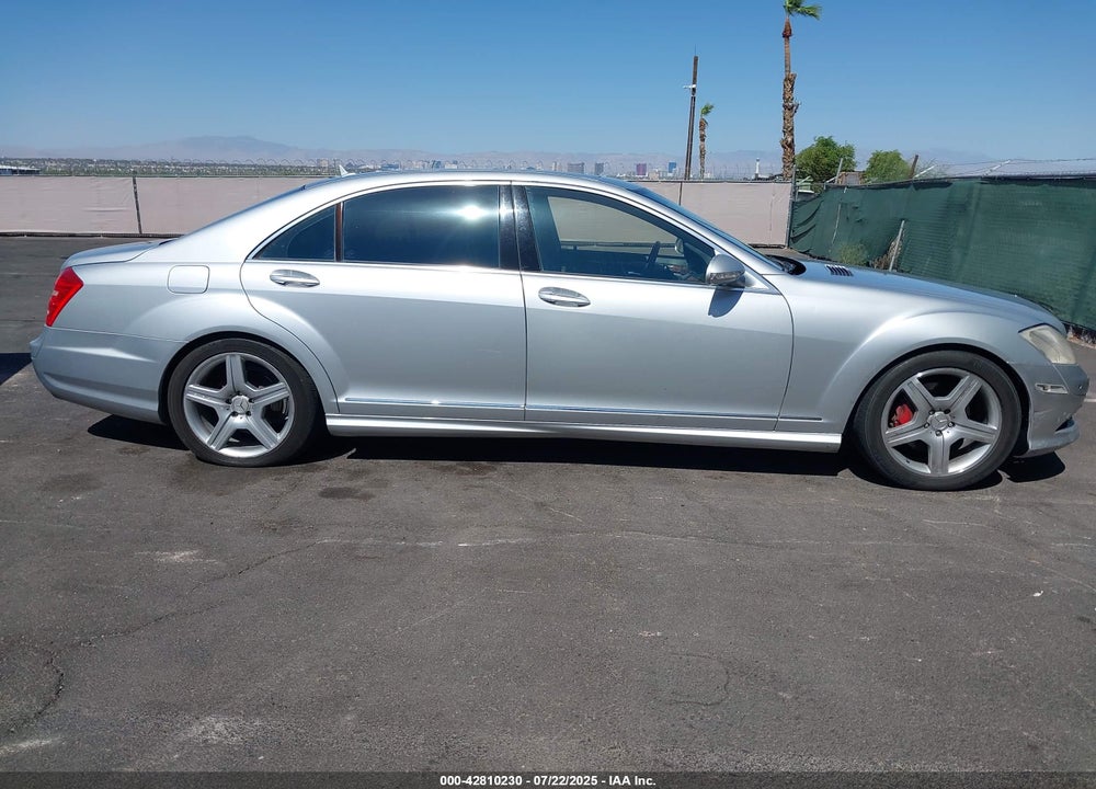 2008 MERCEDES-BENZ S CLASS VIN: WDDNG71X68A155475