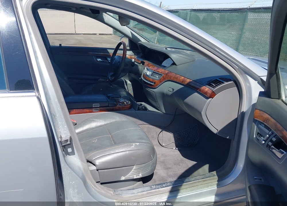 2008 MERCEDES-BENZ S CLASS VIN: WDDNG71X68A155475