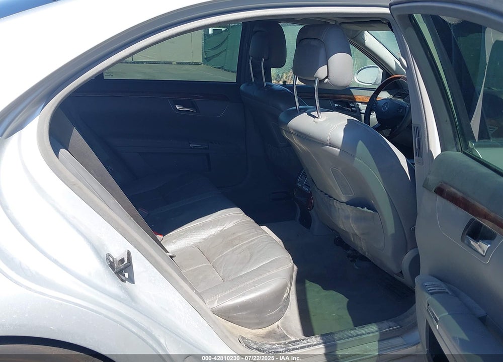 2008 MERCEDES-BENZ S CLASS VIN: WDDNG71X68A155475