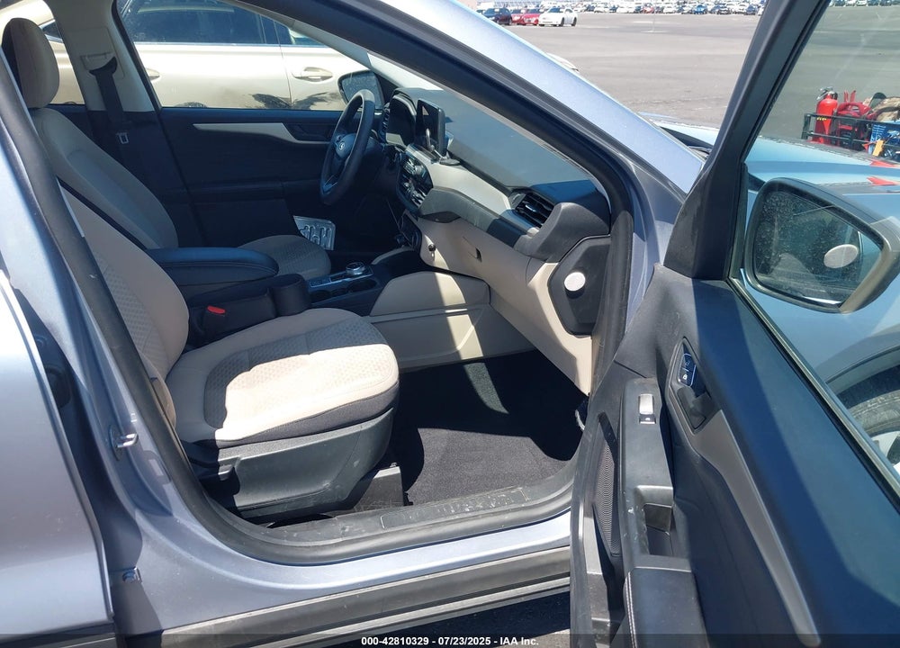 2022 FORD ESCAPE VIN: 1FMCU9G66NUA65592