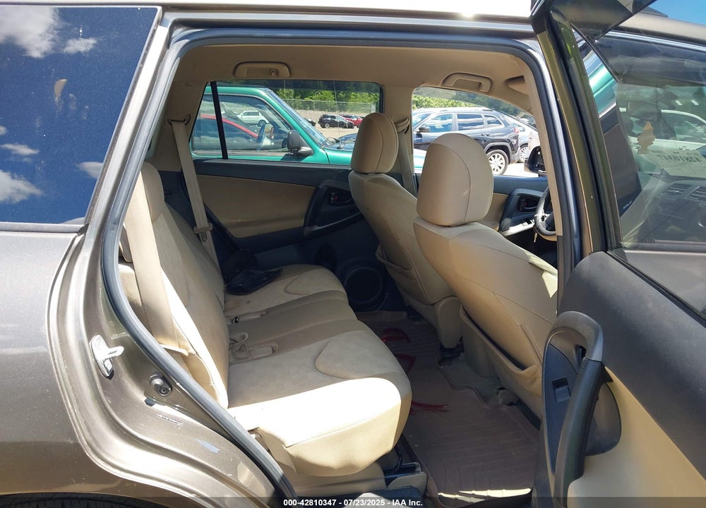 2011 TOYOTA RAV4 VIN: 2T3BF4DV2BW131420