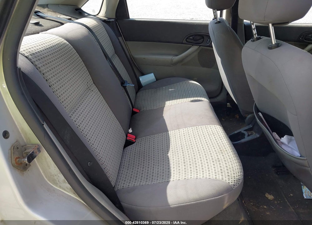 2006 FORD FOCUS VIN: 1FAFP34N76W180733