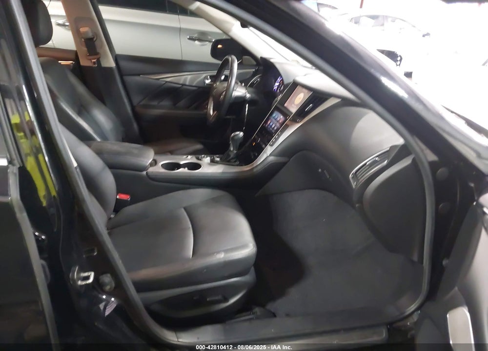 2017 INFINITI Q50 3.0T PREMIUM VIN: JN1EV7AP5HM738850