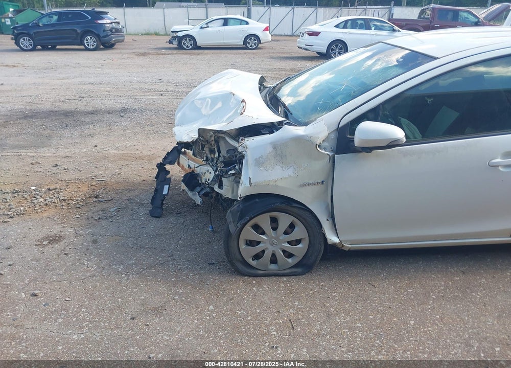2012 TOYOTA PRIUS C VIN: JTDKDTB31C1505064