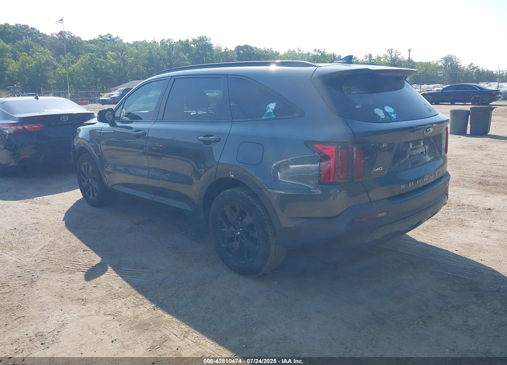 2021 KIA SORENTO VIN: 5XYRLDLC6MG032088