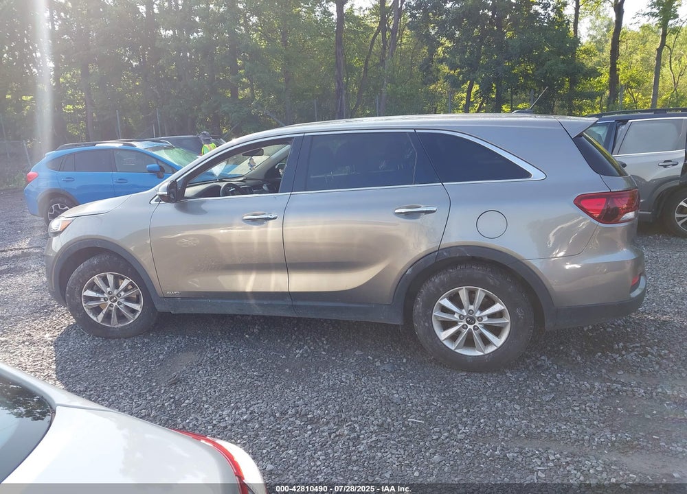 2019 KIA SORENTO VIN: 5XYPGDA36KG458598