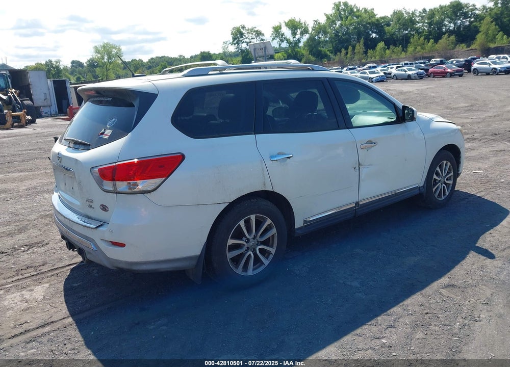 2015 NISSAN PATHFINDER VIN: 5N1AR2MMXFC615001