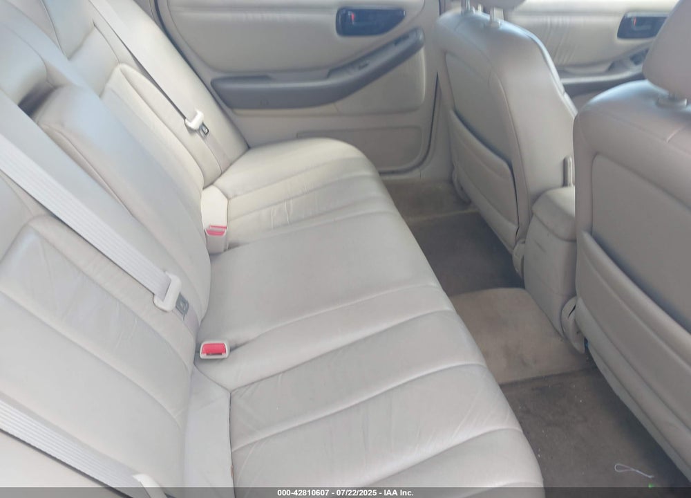 1999 TOYOTA AVALON XLS VIN: 4T1BF18B7XU327481