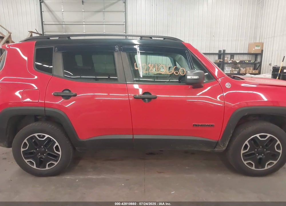 2016 JEEP RENEGADE VIN: ZACCJBCT4GPD29543
