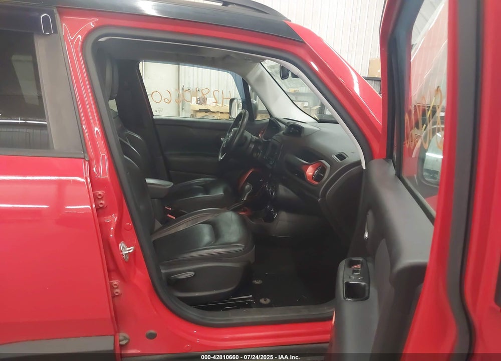 2016 JEEP RENEGADE VIN: ZACCJBCT4GPD29543