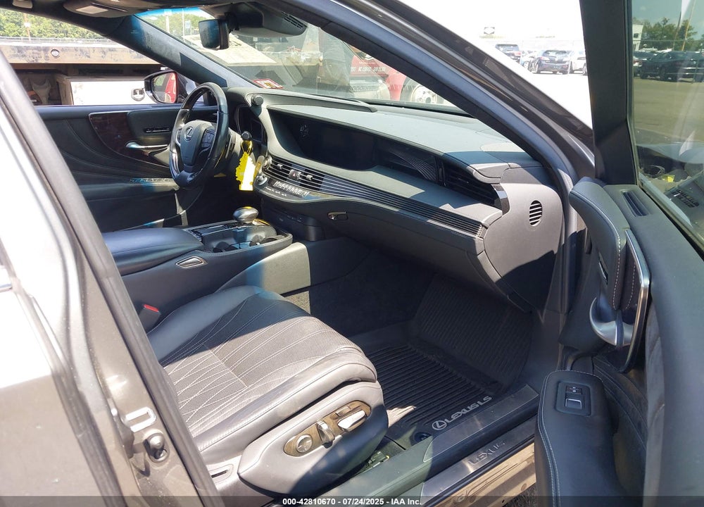 2019 LEXUS LS 500 VIN: JTHC5LFF9K5007142