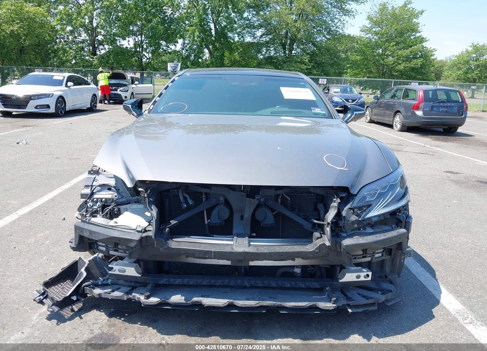 2019 LEXUS LS 500 VIN: JTHC5LFF9K5007142