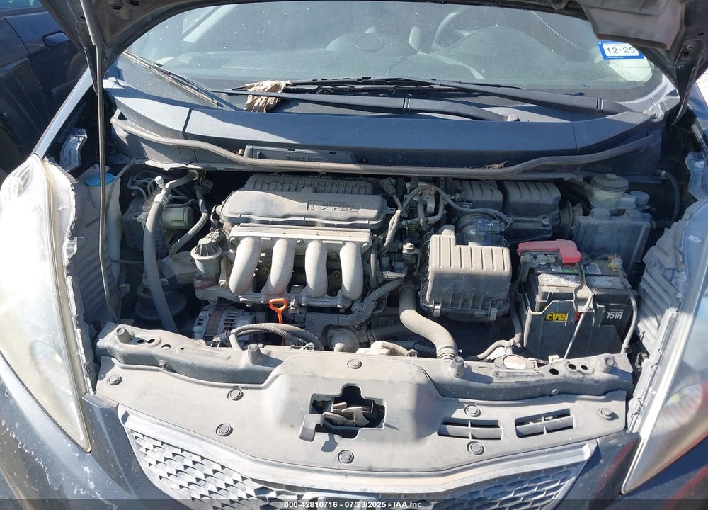 2013 HONDA FIT VIN: JHMGE8G36DC050080