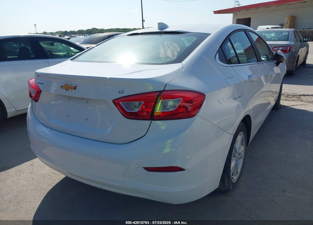 2018 CHEVROLET CRUZE VIN: 1G1BE5SM3J7154243