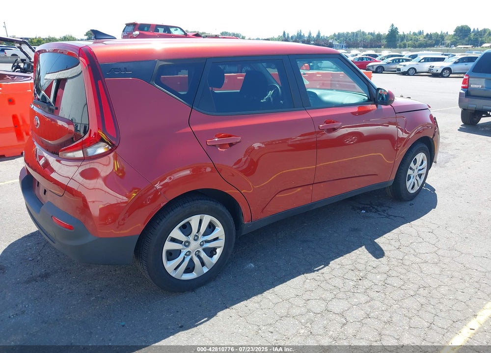 2021 KIA SOUL VIN: KNDJ23AU2M7785846