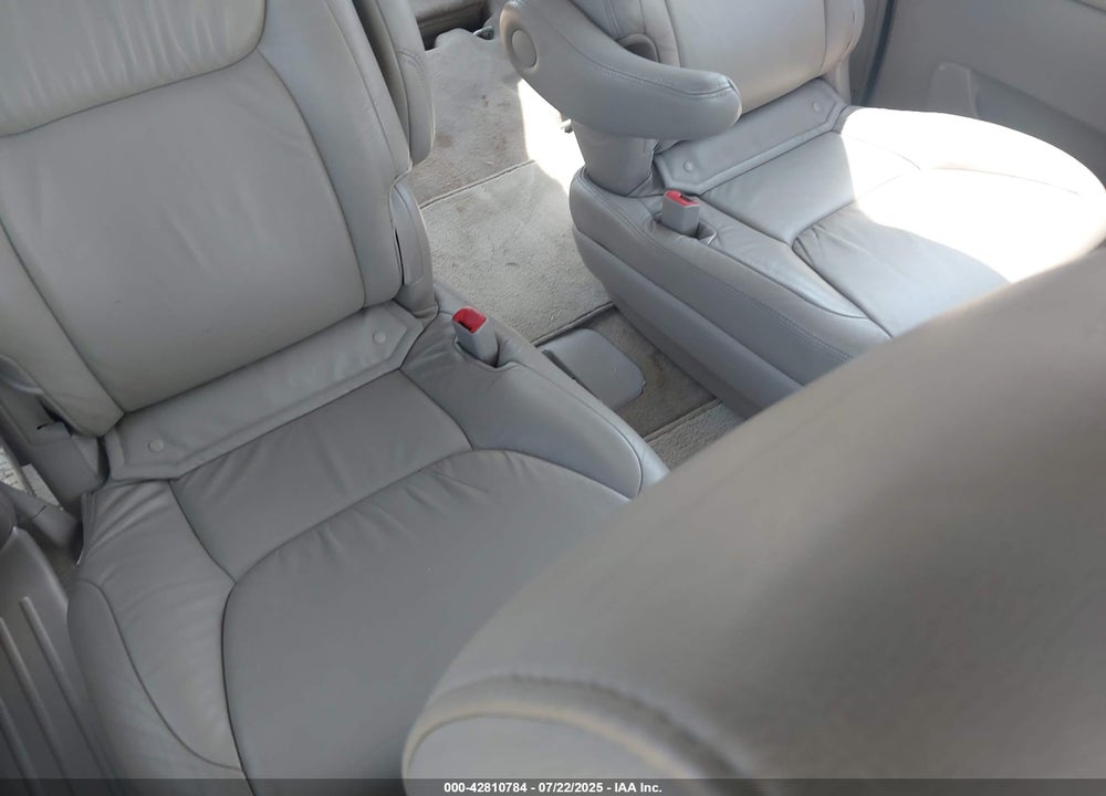2010 TOYOTA SIENNA LIMITED VIN: 5TDYK4CC1AS296946