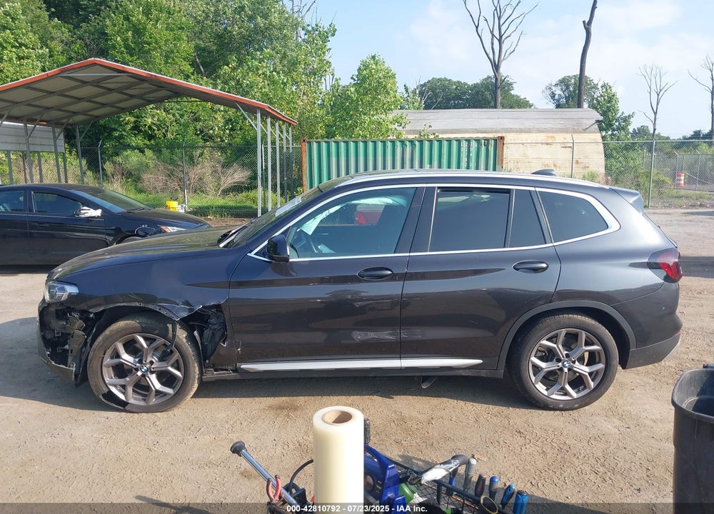 2022 BMW X3 VIN: 5UX53DP0XN9J23011