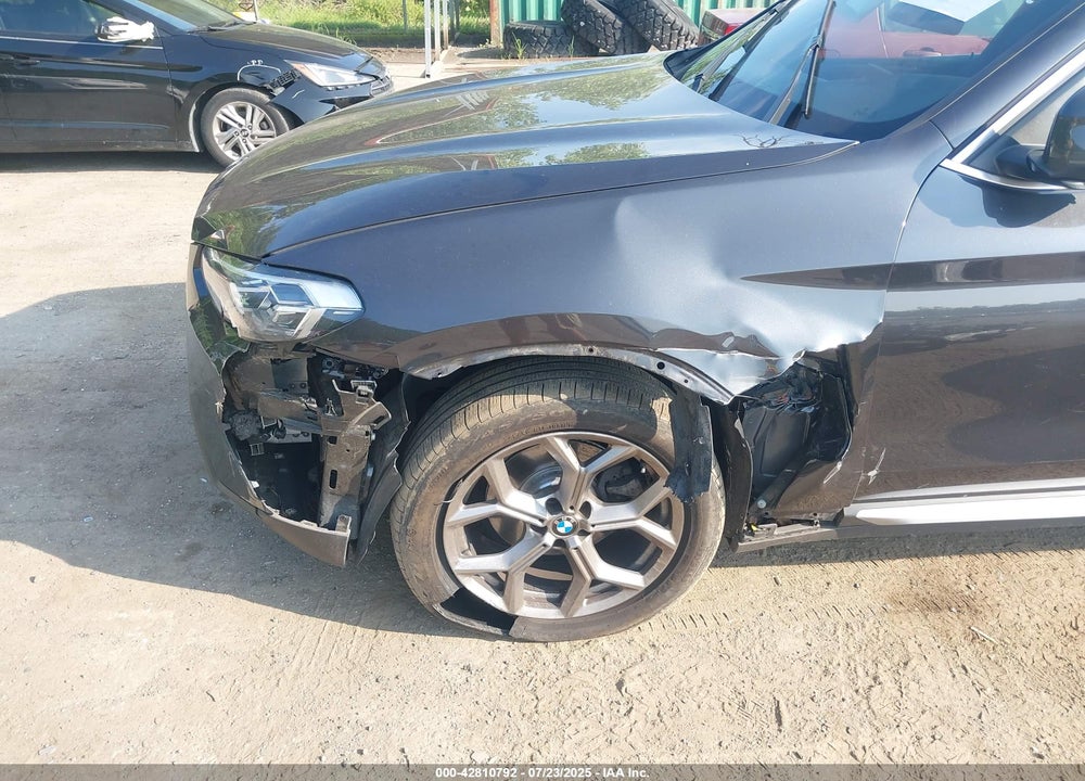 2022 BMW X3 VIN: 5UX53DP0XN9J23011