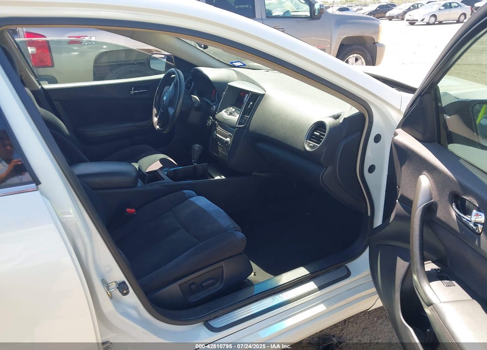 2014 NISSAN MAXIMA VIN: 1N4AA5AP1EC466817