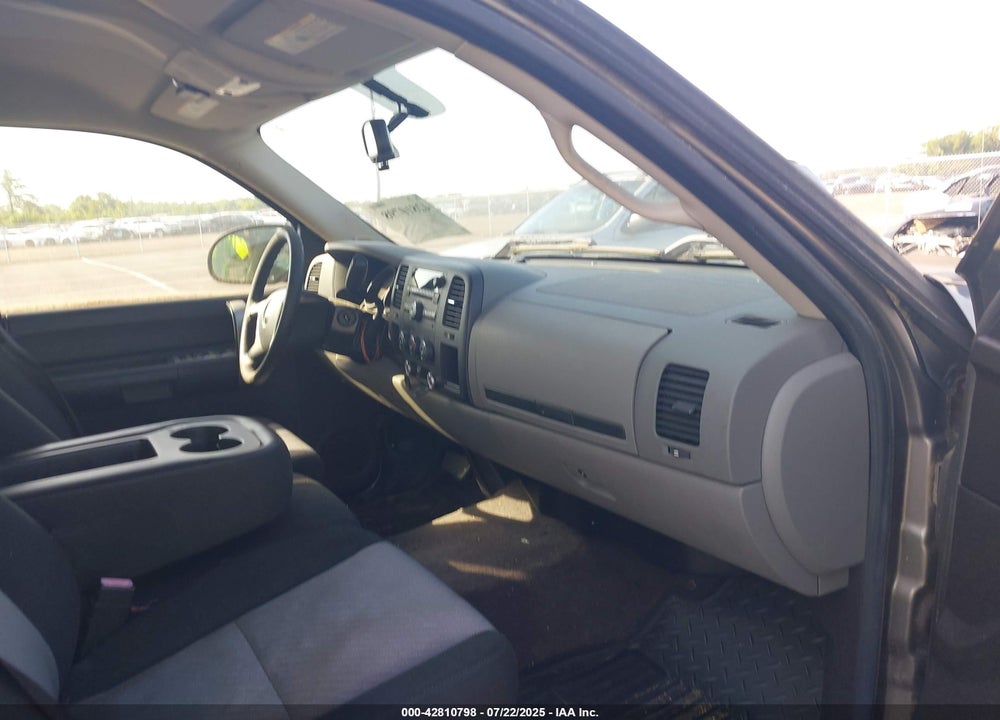 2009 CHEVROLET SILVERADO 1500 VIN: 3GCEC13C29G102305